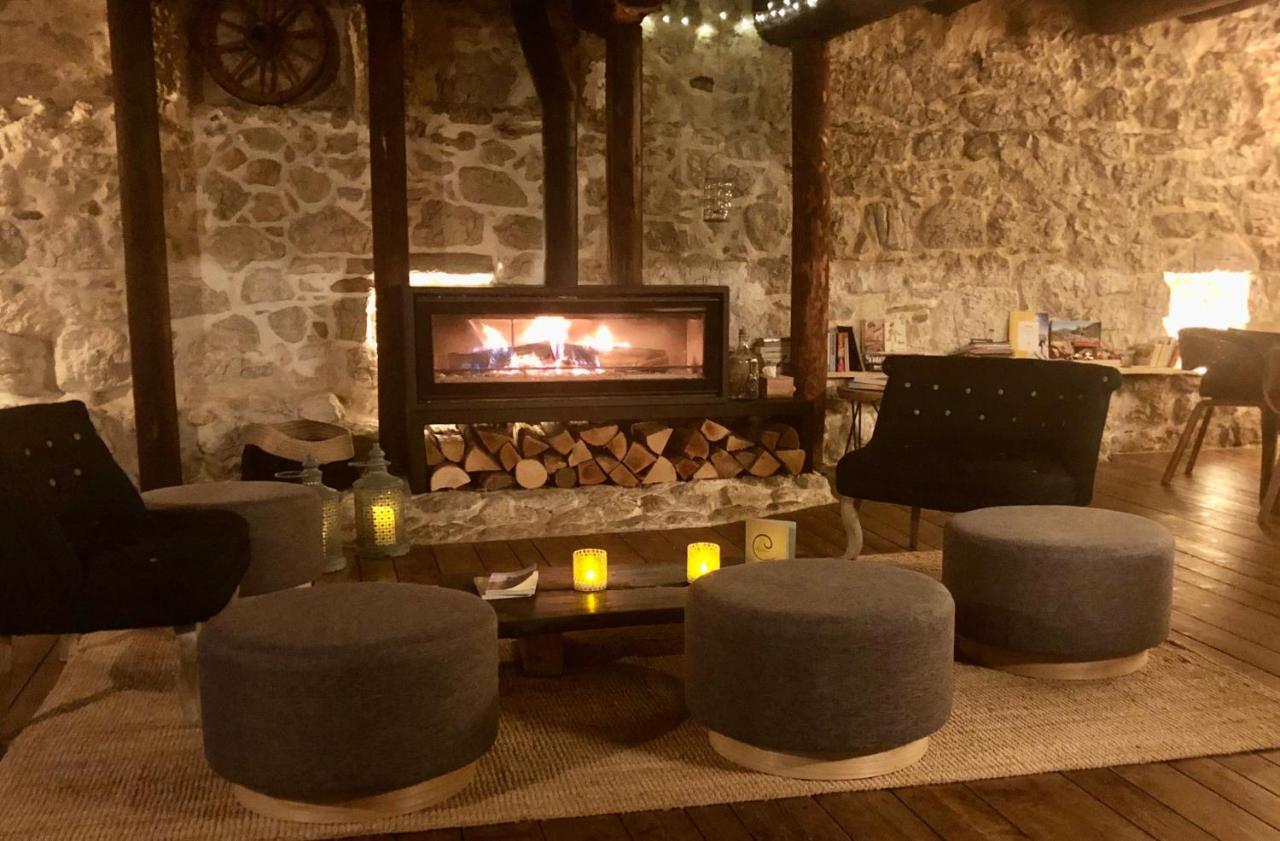 Chapamama Bed & Breakfast Aillon-le-Vieux Bagian luar foto