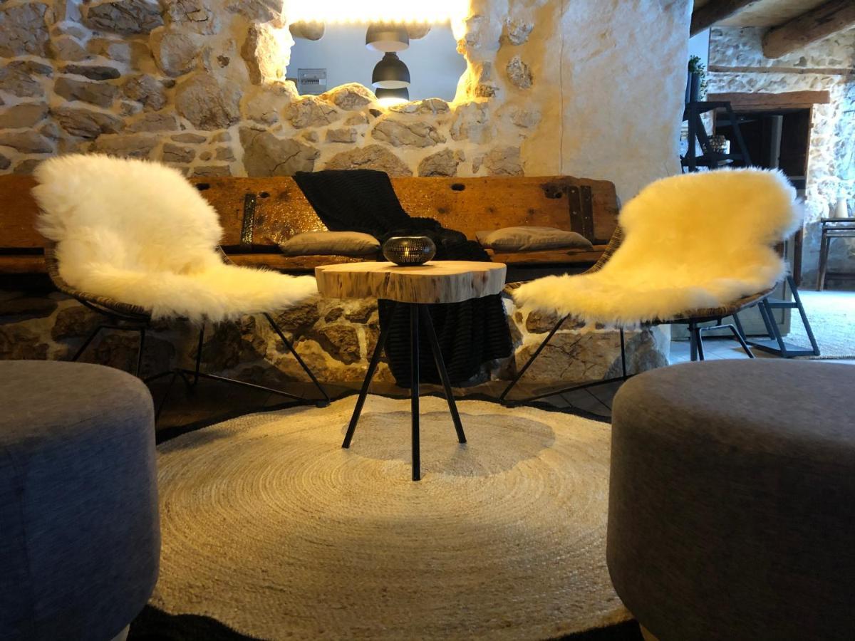 Chapamama Bed & Breakfast Aillon-le-Vieux Bagian luar foto