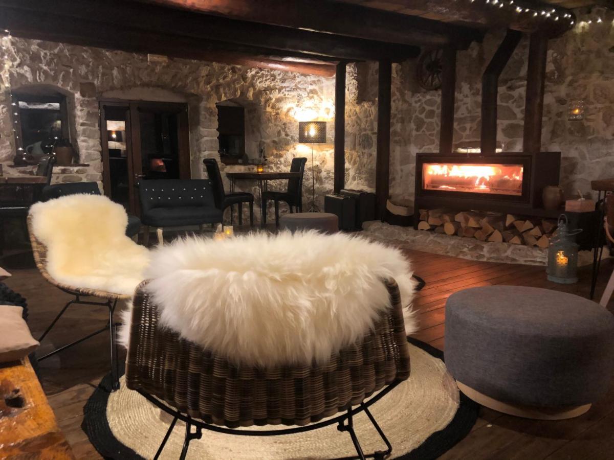 Chapamama Bed & Breakfast Aillon-le-Vieux Bagian luar foto